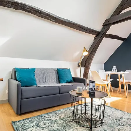 Lägenhet Nice And Charming Flat On The Old Roofs - Welkeys *
