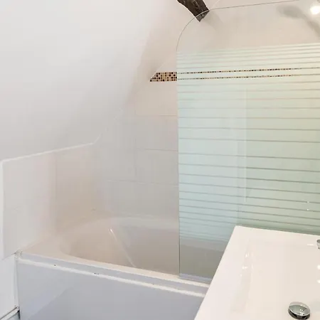 Nice And Charming Flat On The Old Roofs - Welkeys Rouen